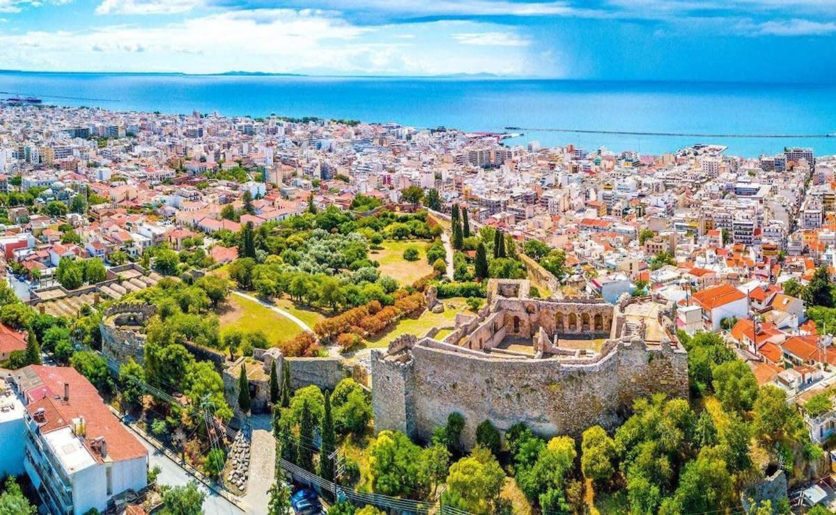 Patras Cozy Nest In The Vibrant City Center Εξωτερικό φωτογραφία